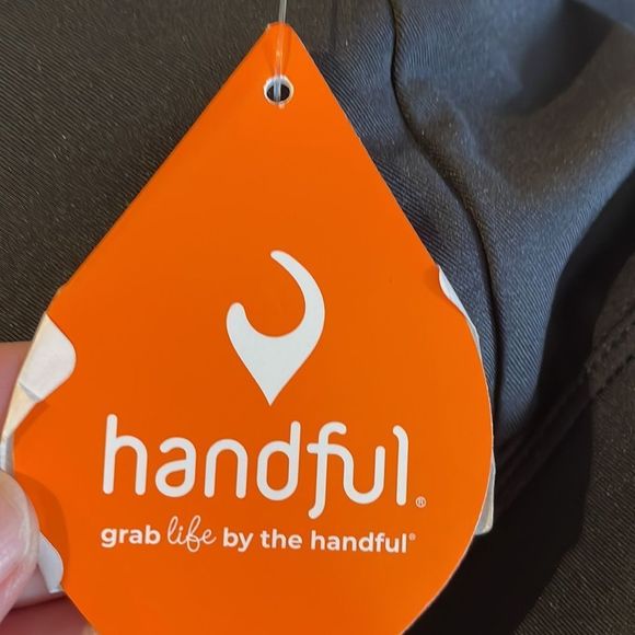 HANDFUL Sports Bra NWT !! ⭐️ new! - Picture 5 of 6